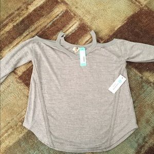 Spade and heart Doris cold shoulder knit top